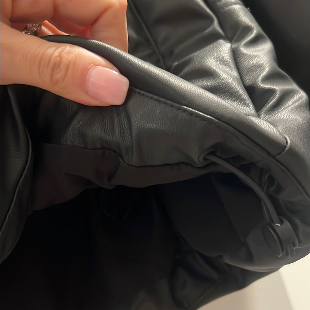 Zara Jacket Water and Wind Protection Short Quilted Black Puffer Coat with Hood - Picture 6 of 11